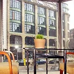 M68 Hotel 2*