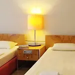M68 Hotel 2*